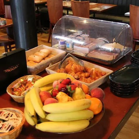 Vol De Nuit Purpan מלון