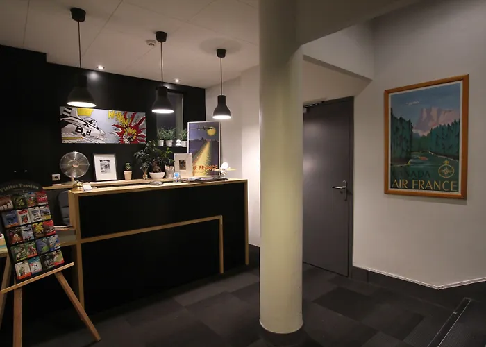 ホテル Vol De Nuit Purpan トゥールーズ