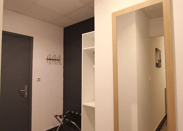 ホテル Vol De Nuit Purpan