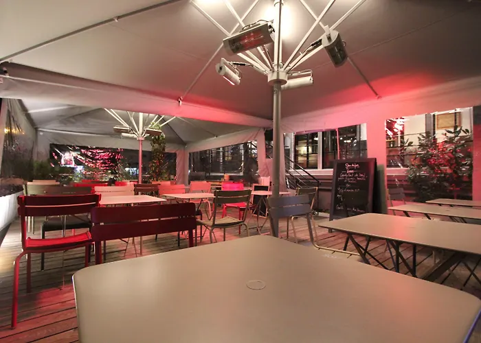 ホテル Vol De Nuit Purpan トゥールーズ