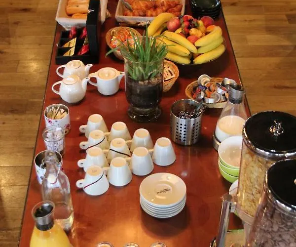 ホテル Vol De Nuit Purpan トゥールーズ