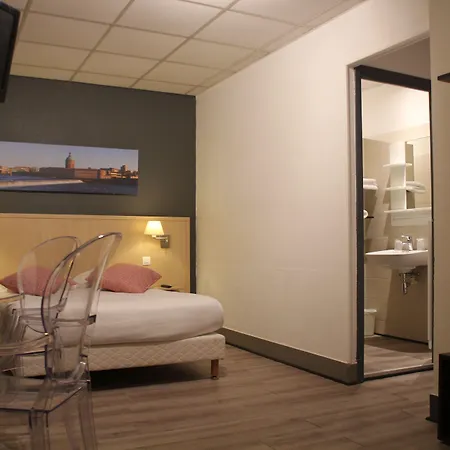 Vol De Nuit Purpan 2* Toulouse