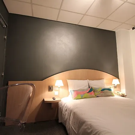 Hotel Vol De Nuit Purpan 2*