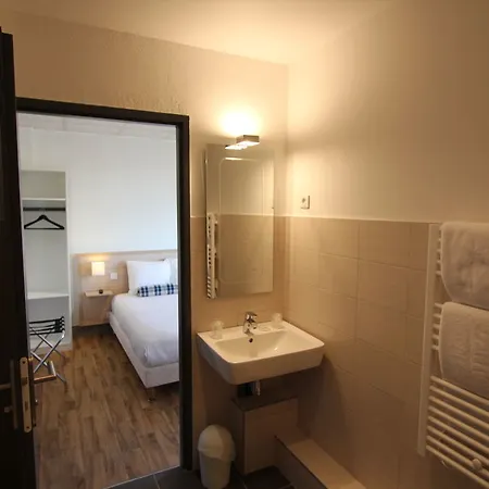 Hotel Vol De Nuit Purpan 2*